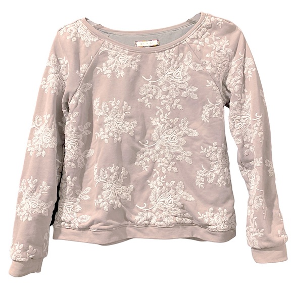 ERI + ALI Anthropologie Gray Pullover with White Embroidered Floral Detail - Picture 1 of 5